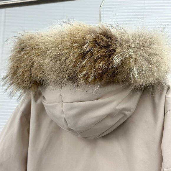 Canada Goose Expedition white Unisex Hooded Parka - Picture 9 of 9